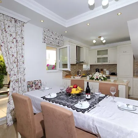 Sealight Best Quality Villas *
